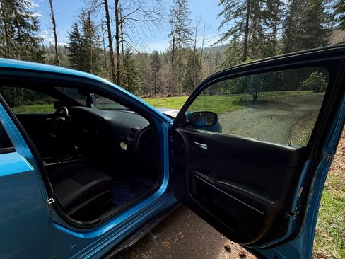 Used 2019 Dodge Charger Scat Pack w/ Driver Confidence Group image 11