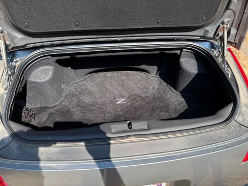 Used 2006 Nissan 350Z Grand Touring RWD image 17