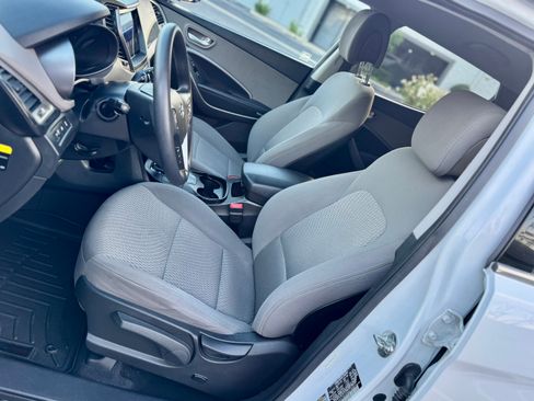 Used 2016 Hyundai Santa Fe Sport image 13