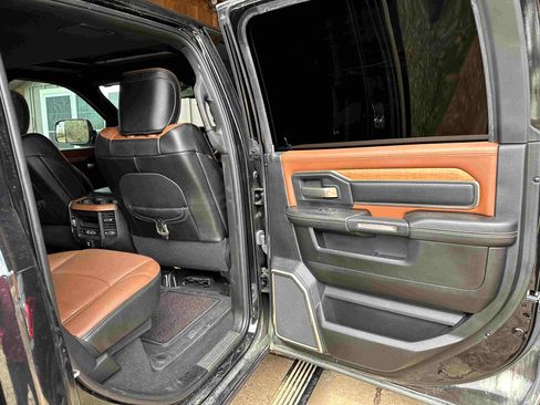 Used 2019 RAM 3500 Limited image 26