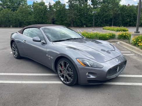 Used 2015 Maserati GranTurismo Convertible RWD image 1