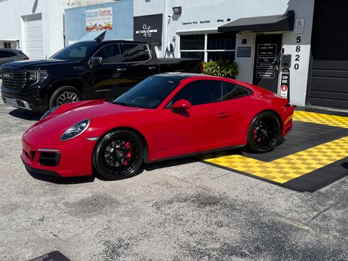 Used 2019 Porsche 911 GT3 RS image 4
