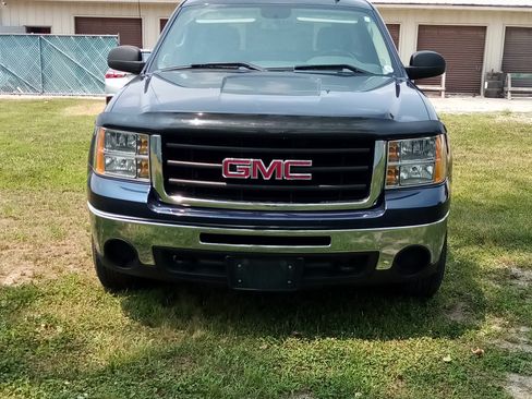 Used 2010 GMC Sierra 1500 SLE AWD/4WD image 4
