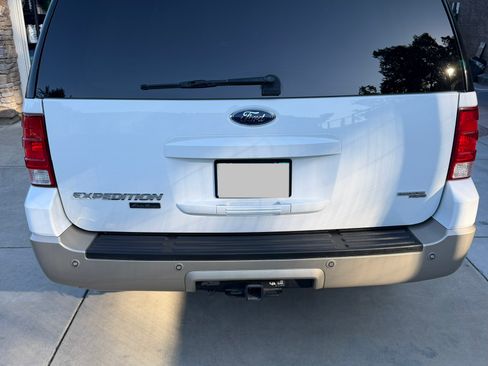 Used 2006 Ford Expedition Eddie Bauer RWD image 6