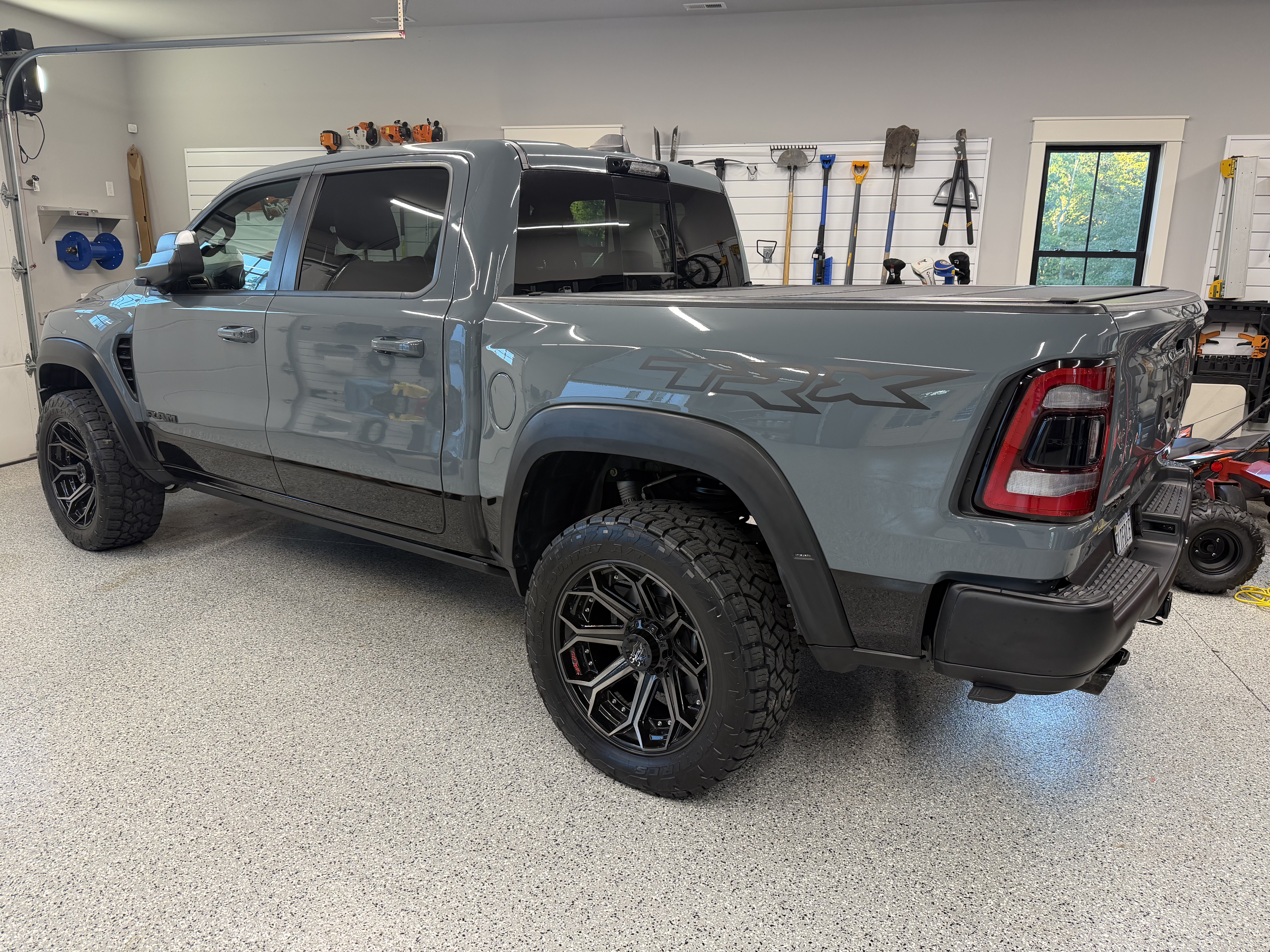 Used 2021 RAM 1500 TRX w/ TRX Lanuch Edition AWD/4WD image 2