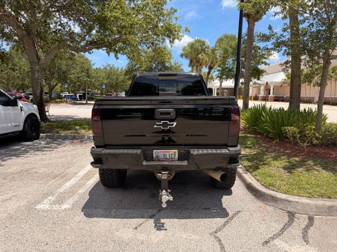 Used 2018 Chevrolet Silverado 2500 LTZ w/ Duramax Plus Package AWD/4WD image 12