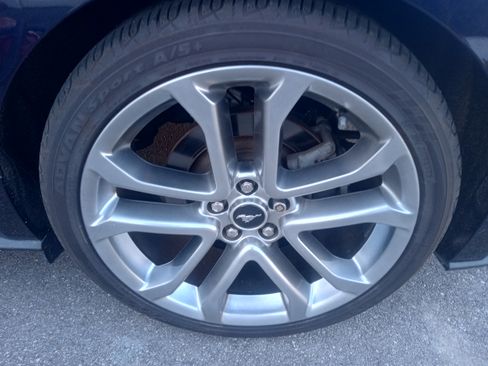 Used 2021 Ford Mustang GT Premium w/ Equipment Group 401A image 18