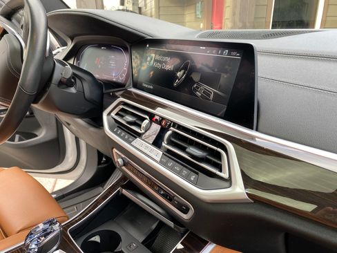 Used 2021 BMW X5 xDrive45e w/ Executive Package 2 image 8