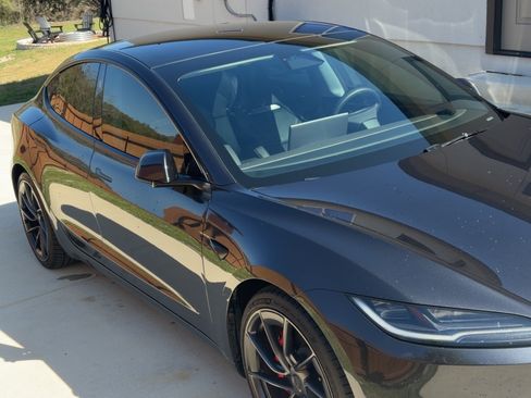 Used 2024 Tesla Model 3 Performance image 4