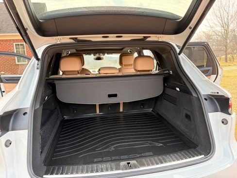 Used 2023 Porsche Cayenne image 21