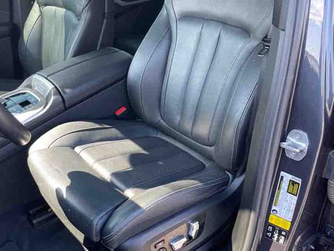 Used 2019 BMW X5 xDrive40i w/ Luxury Seating Package image 13
