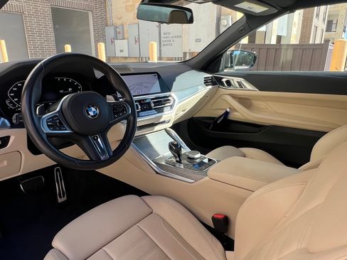 Used 2021 BMW M440i Convertible w/ Premium Package image 8