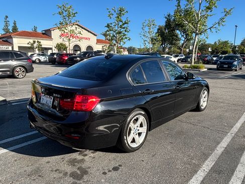 Used 2015 BMW 320i Sedan RWD image 5