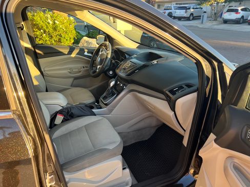 Used 2014 Ford Escape SE image 11