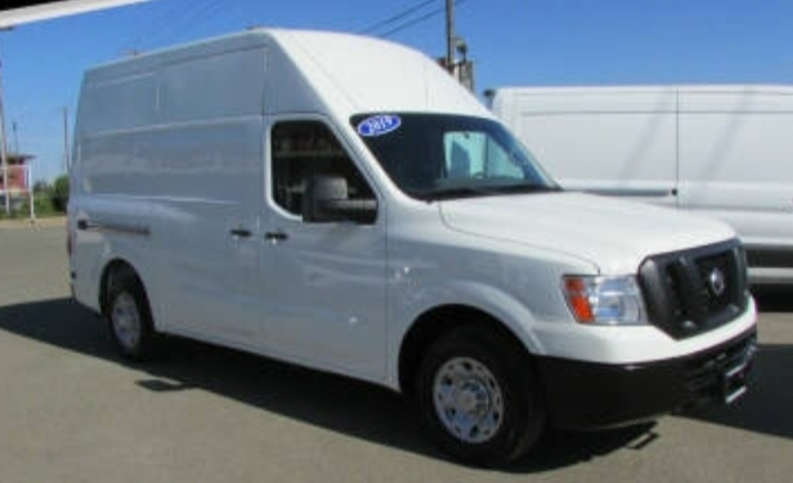 Used 2019 Nissan NV 2500 SV RWD image 1