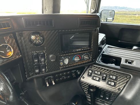 Used 2006 HUMMER H1 4-Door Wagon image 23