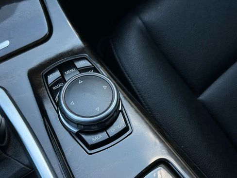 Used 2016 BMW 528i Sedan image 16