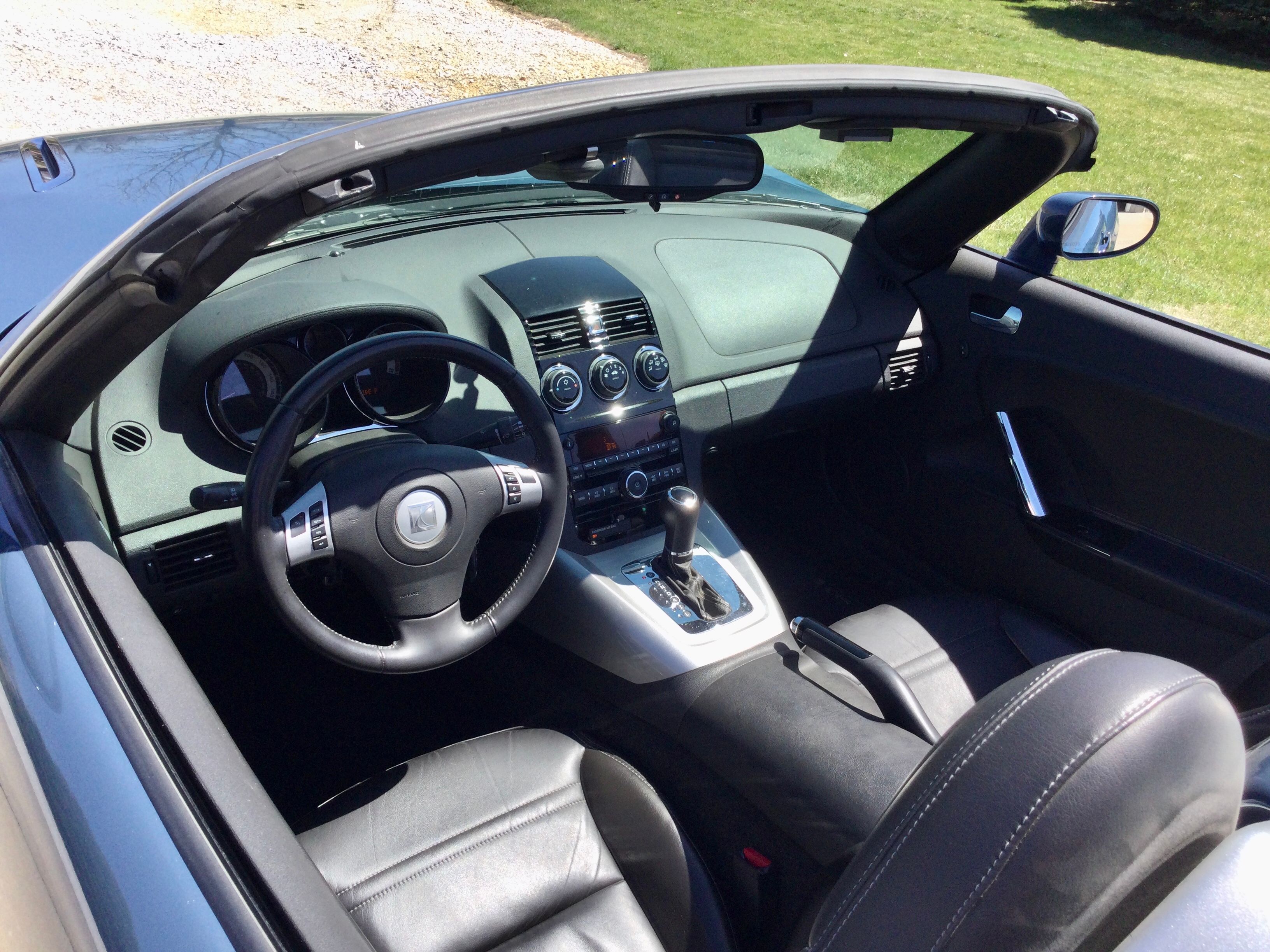Used 2008 Saturn Sky Red Line RWD image 17