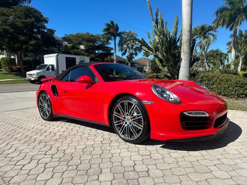Used 2015 Porsche 911 Turbo image 5