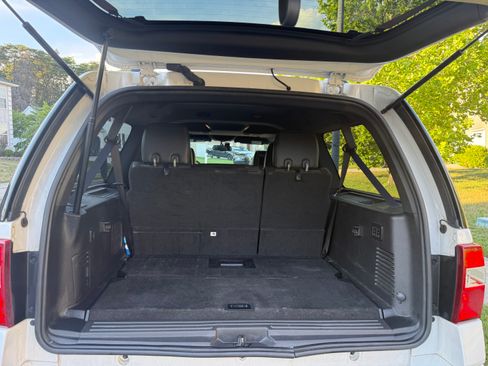 Used 2014 Ford Expedition EL Limited w/ Equipment Group 301A AWD/4WD image 6