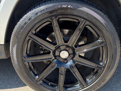 Used 2017 Mercedes-Benz GLS 550 4MATIC image 17