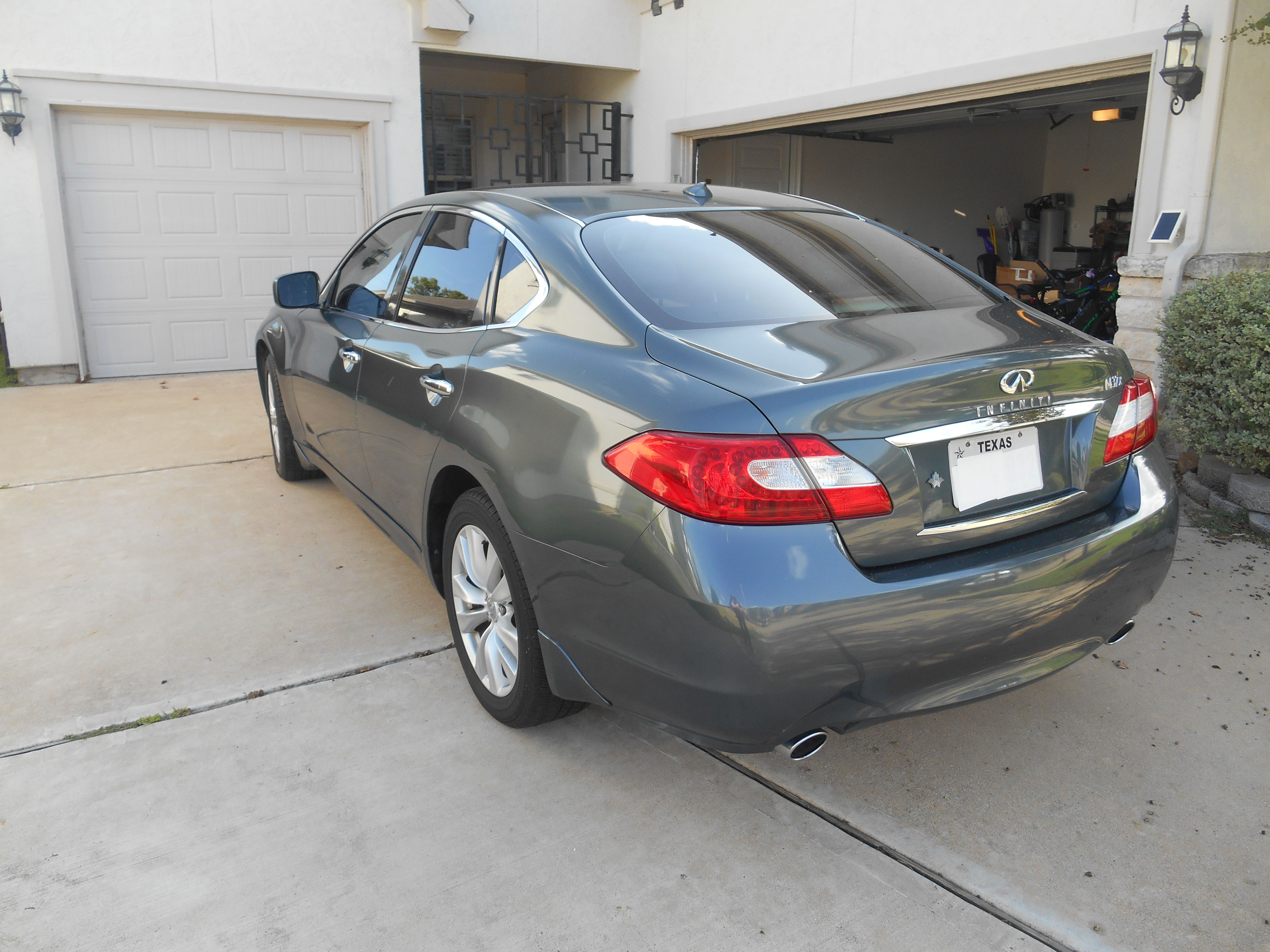 Used 2011 INFINITI M37 x w/ Premium Pkg AWD/4WD image 5