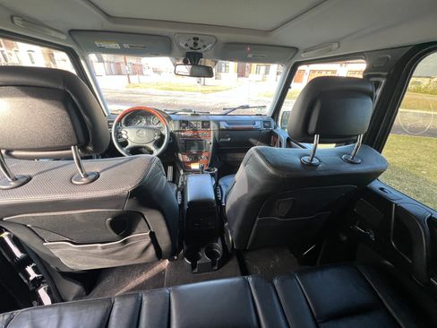 Used 2010 Mercedes-Benz G 550 image 21