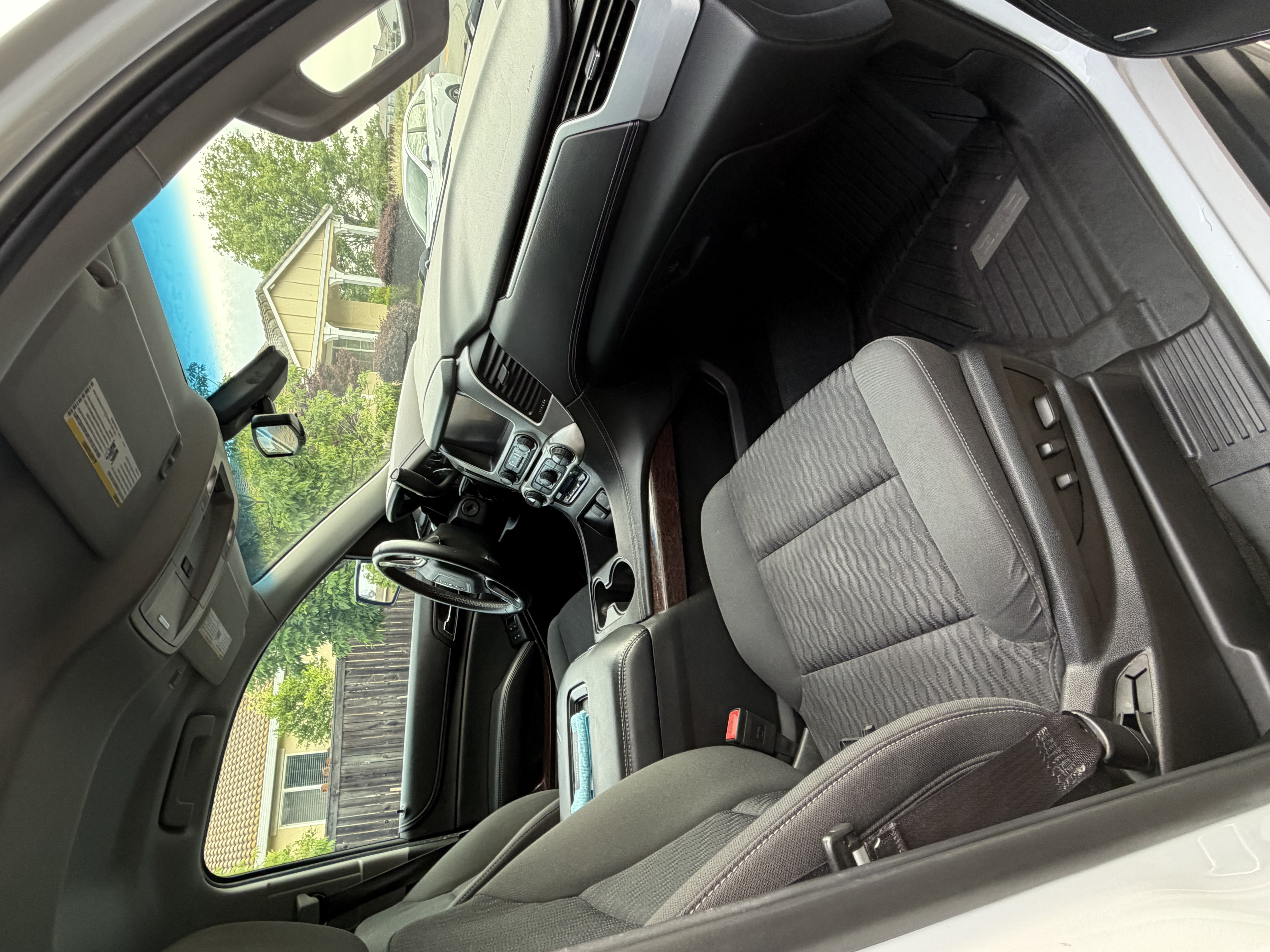 Used 2016 GMC Yukon SLE RWD image 10