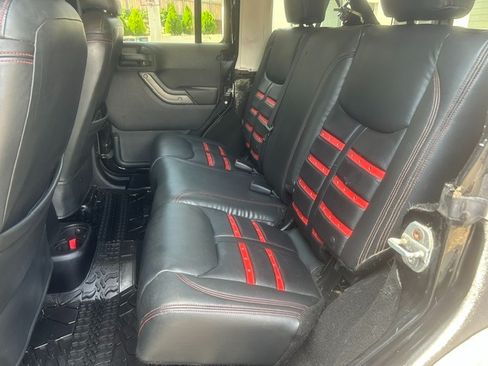 Used 2013 Jeep Wrangler Unlimited Sport AWD/4WD image 19