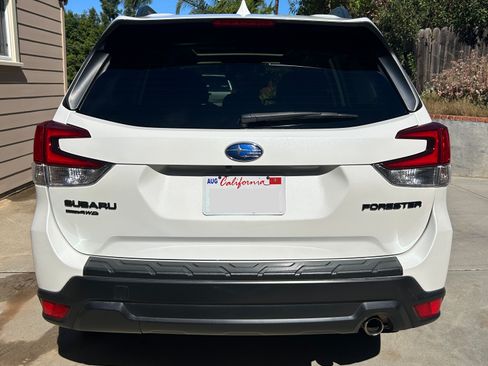 Used 2020 Subaru Forester Limited w/ Popular Package #3 AWD/4WD image 8