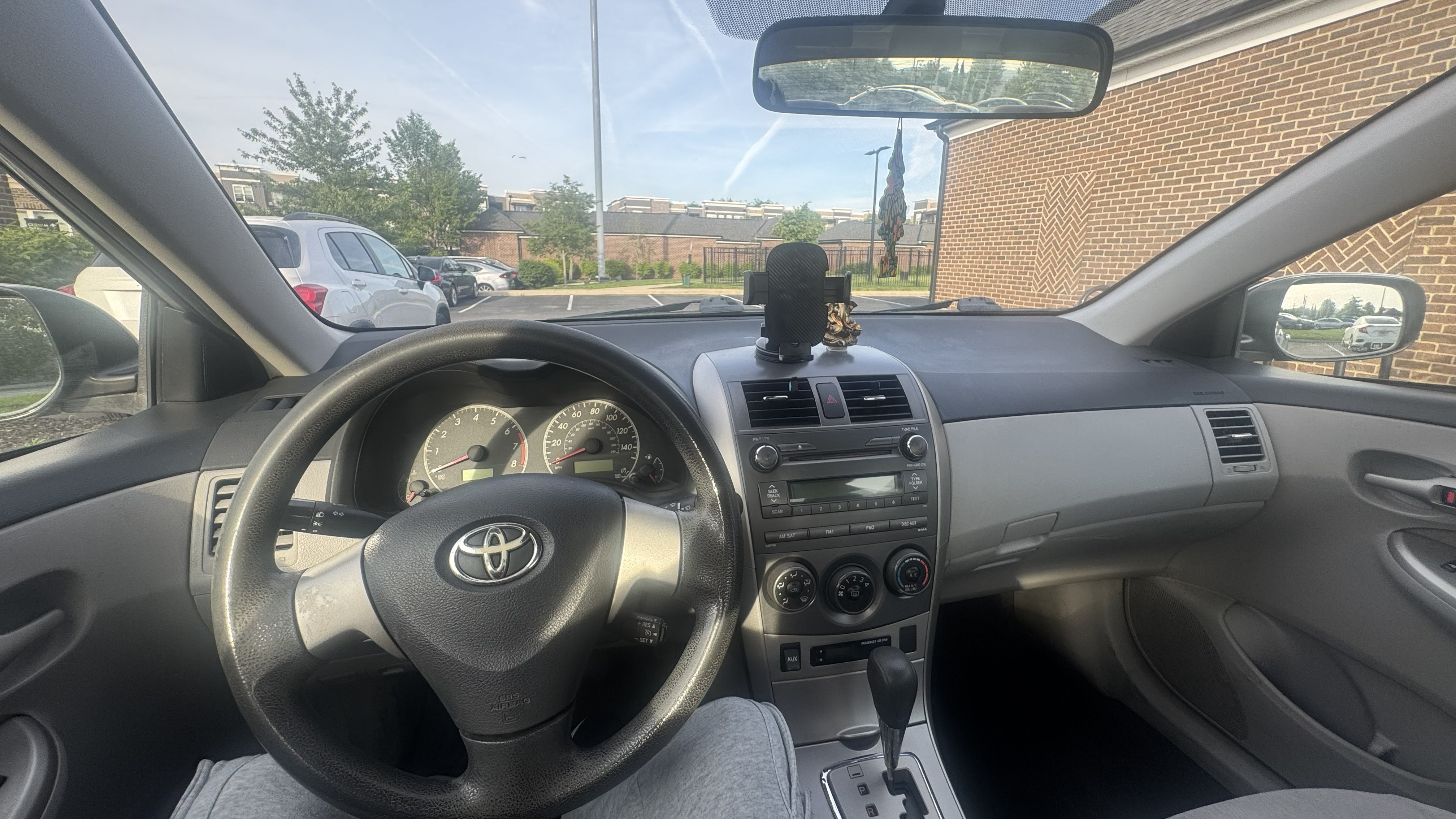 Used 2011 Toyota Corolla LE FWD image 14
