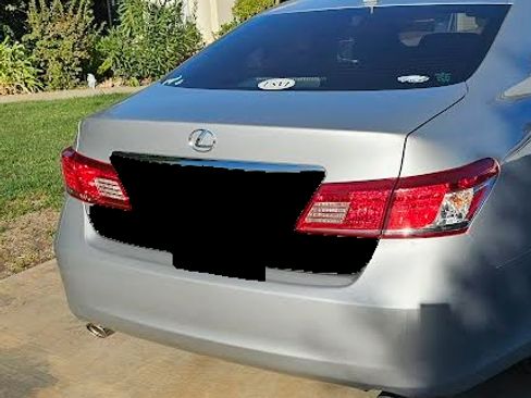 Used 2011 Lexus ES 350 image 4