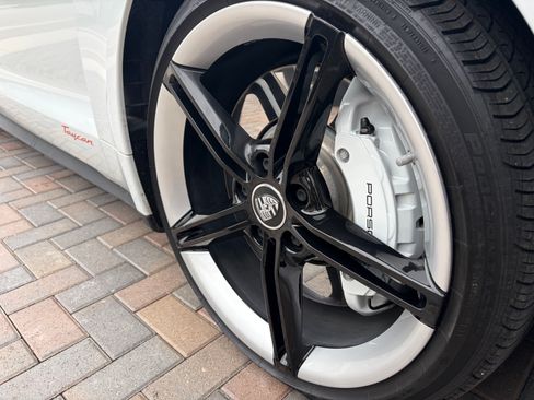 Used 2021 Porsche Taycan Sedan 4D image 15