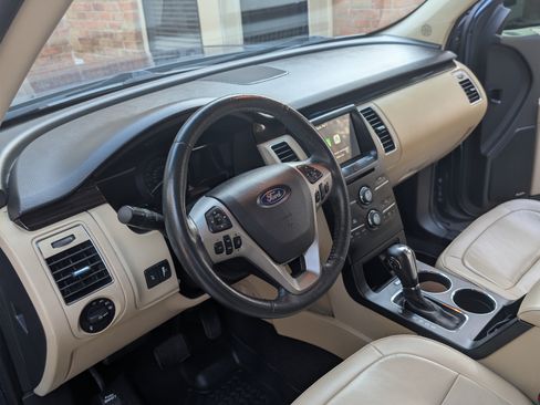 Used 2019 Ford Flex SEL w/ Equipment Group 202A image 8