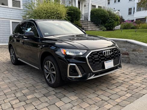 Used 2023 Audi Q5 2.0T Premium Plus AWD/4WD image 2