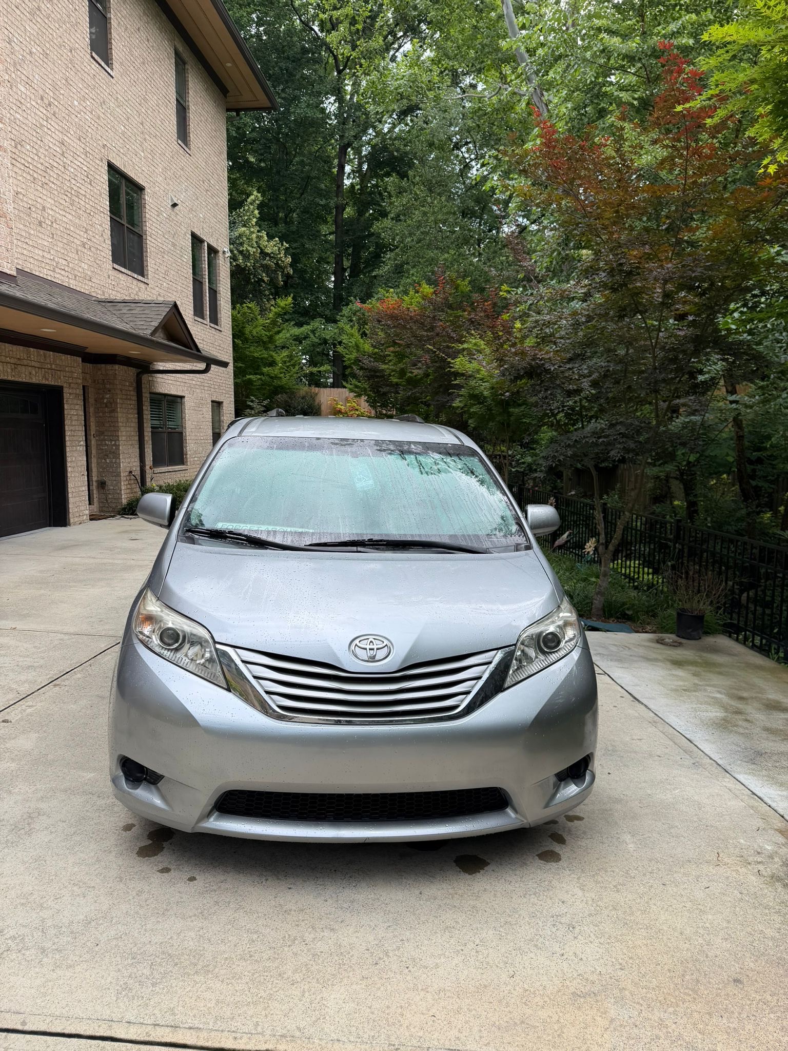 Used 2016 Toyota Sienna LE FWD image 13
