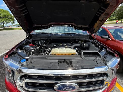 Used 2022 Ford F150 XLT w/ Equipment Group 302A High AWD/4WD image 12