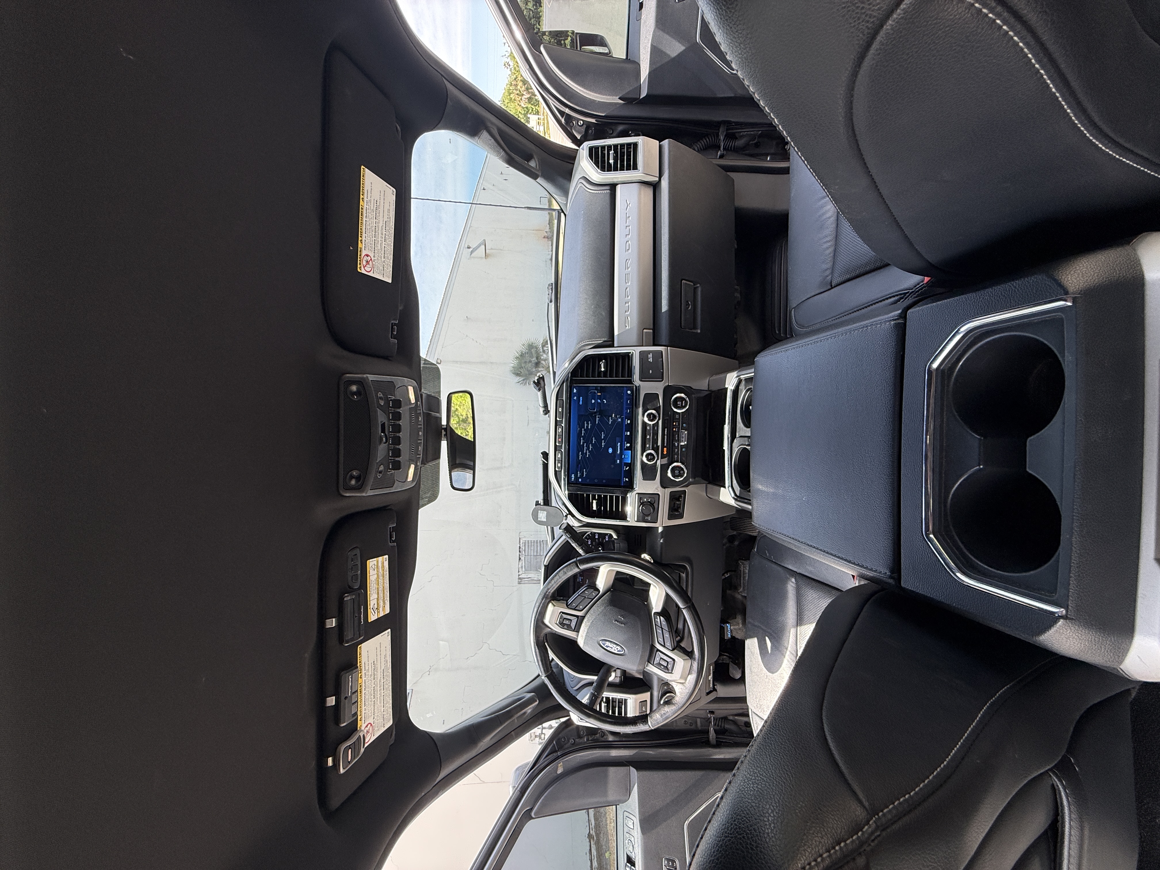 Used 2022 Ford F350 Lariat AWD/4WD image 9