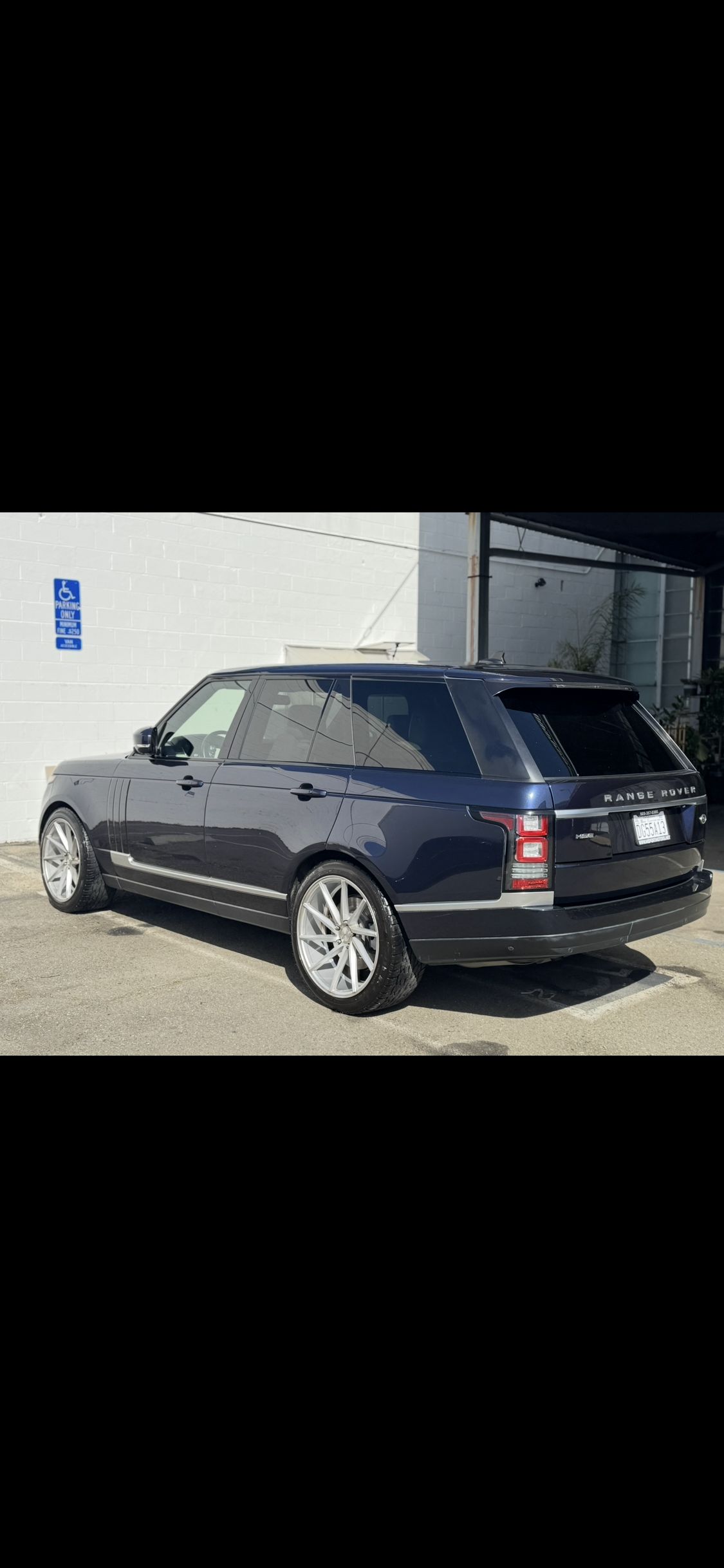 Used 2016 Land Rover Range Rover HSE AWD/4WD image 5