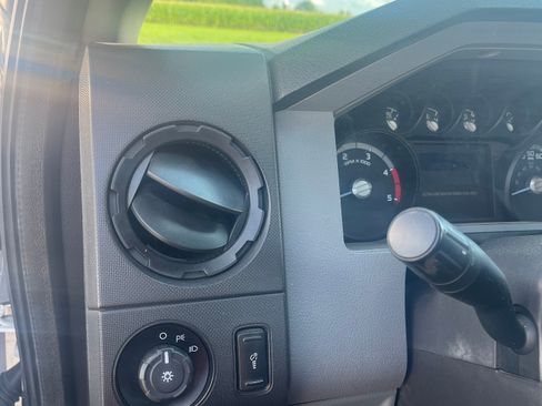 Used 2012 Ford F450 XL w/ PWR Equipment Group RWD image 12