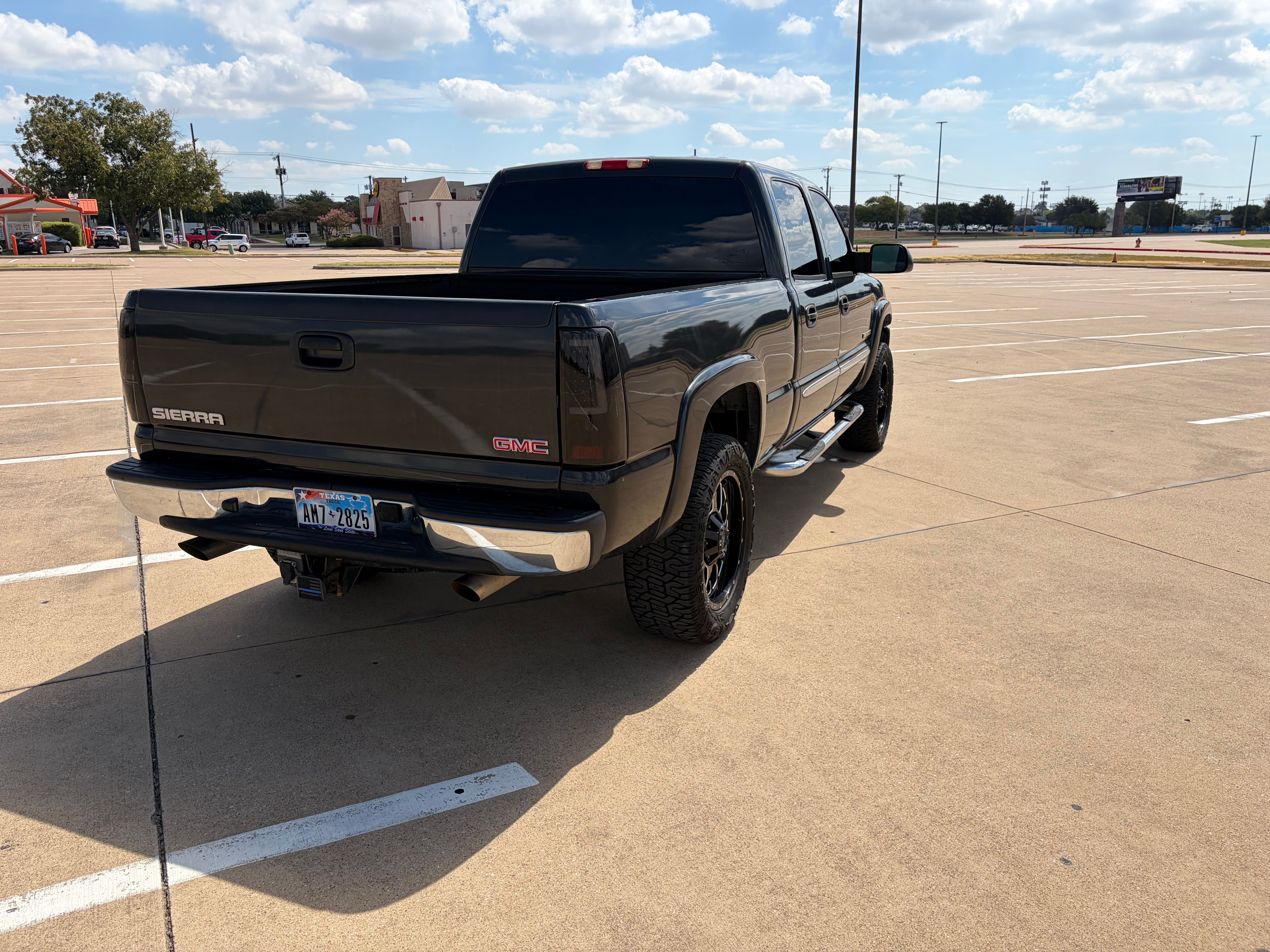 Used 2004 GMC Sierra 2500 SLT RWD image 18