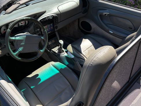 Used 1999 Porsche 911 Carrera image 11