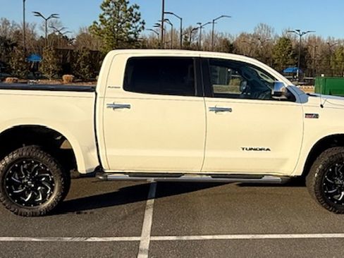 Used 2013 Toyota Tundra Platinum image 6