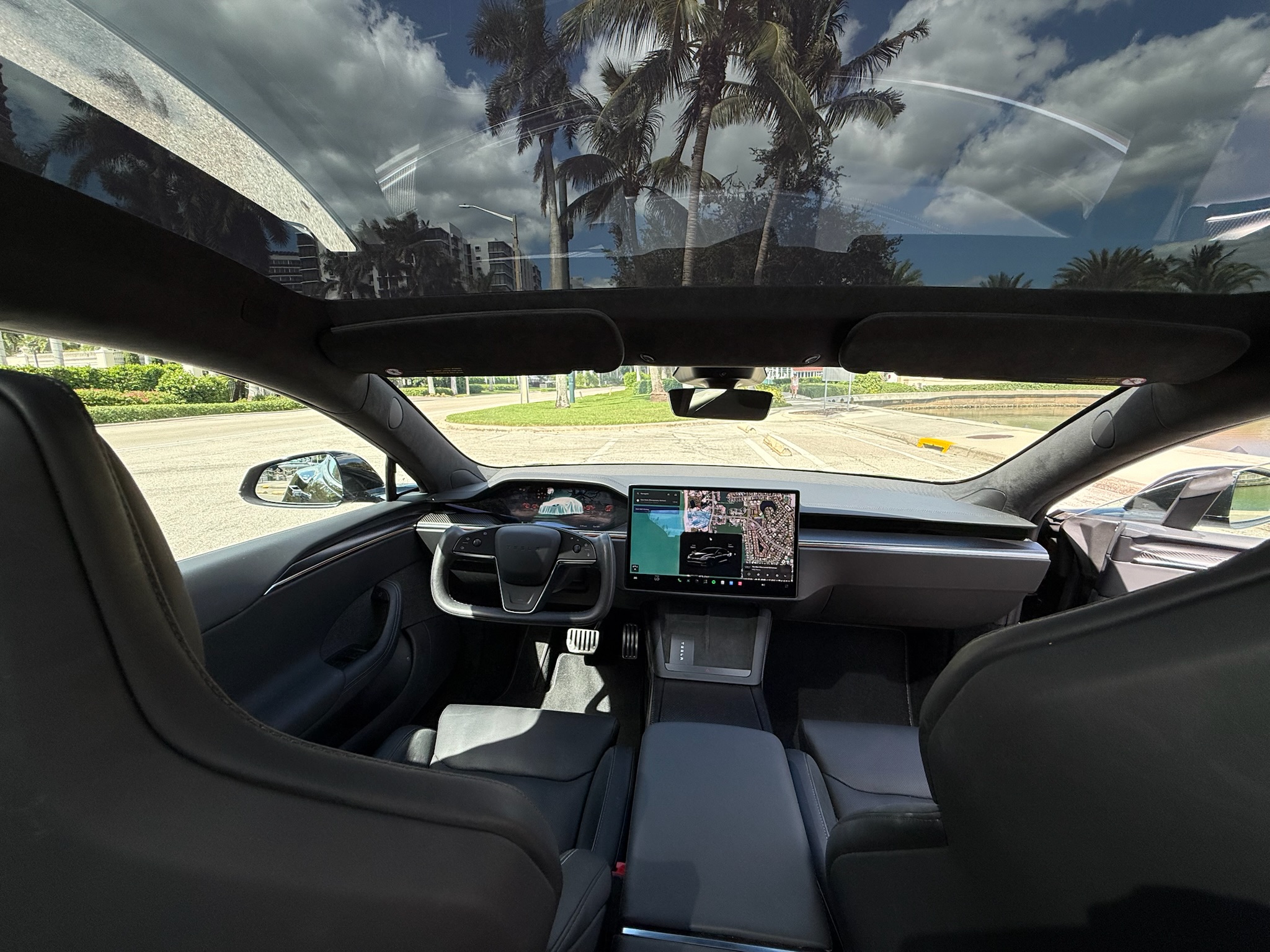 Used 2026 Tesla Model S Plaid AWD/4WD image 2