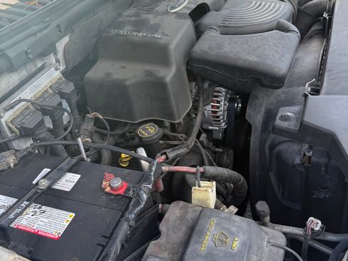 Used 2003 Ford Expedition XLT RWD image 8