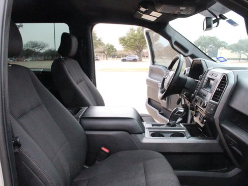 Used 2016 Ford F150 XLT w/ Equipment Group 301A Mid image 16