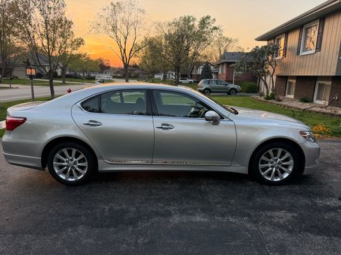 Used 2011 Lexus LS 460 AWD w/ Luxury Value Edition image 1