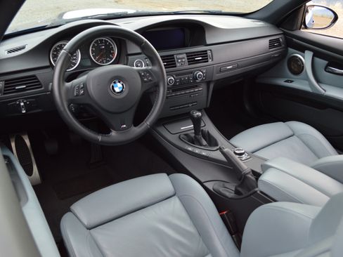 Used 2011 BMW M3 Coupe image 22