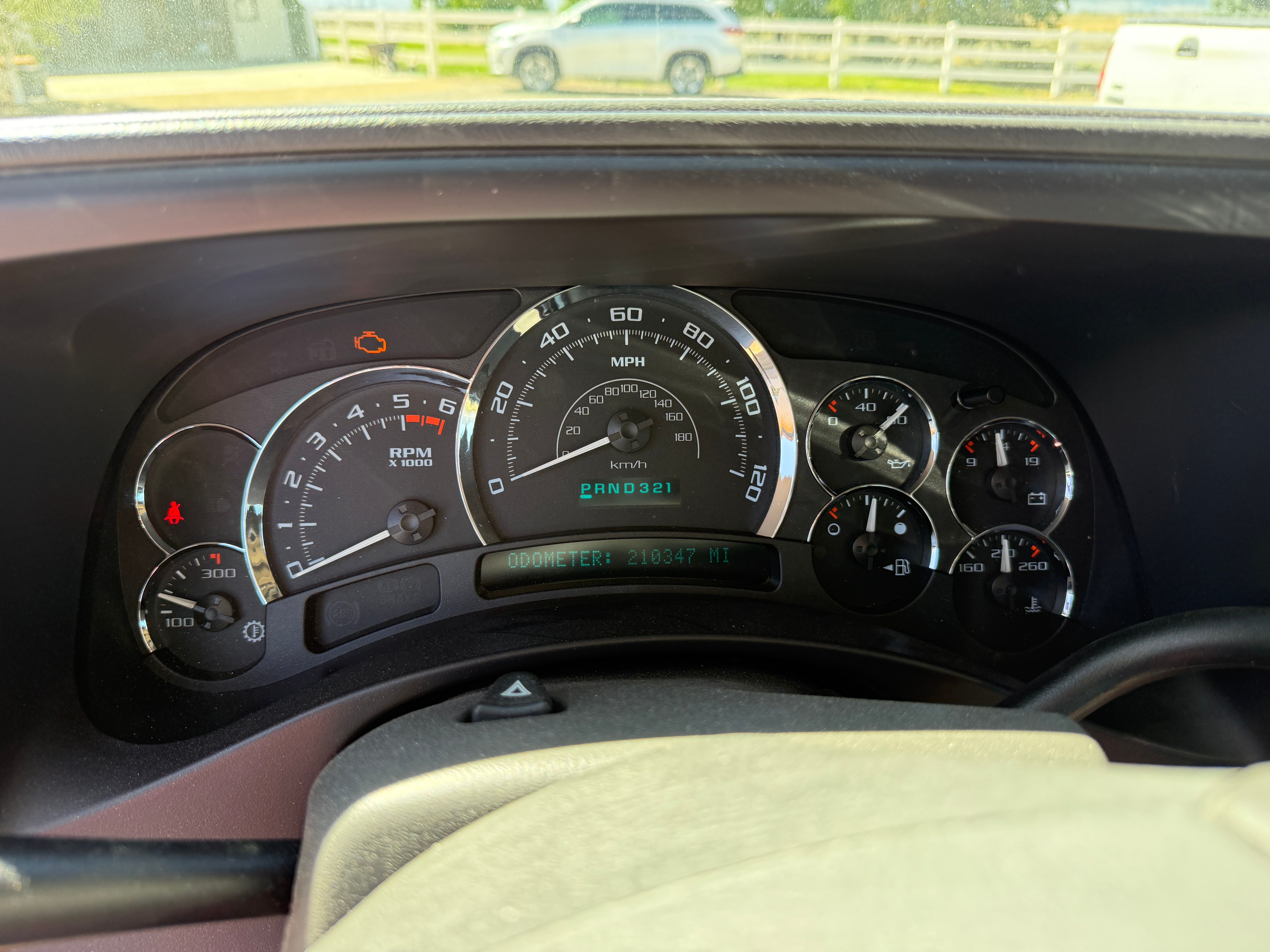 Used 2005 Cadillac Escalade AWD image 6