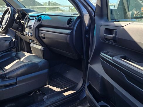 Used 2014 Toyota Tundra SR image 6